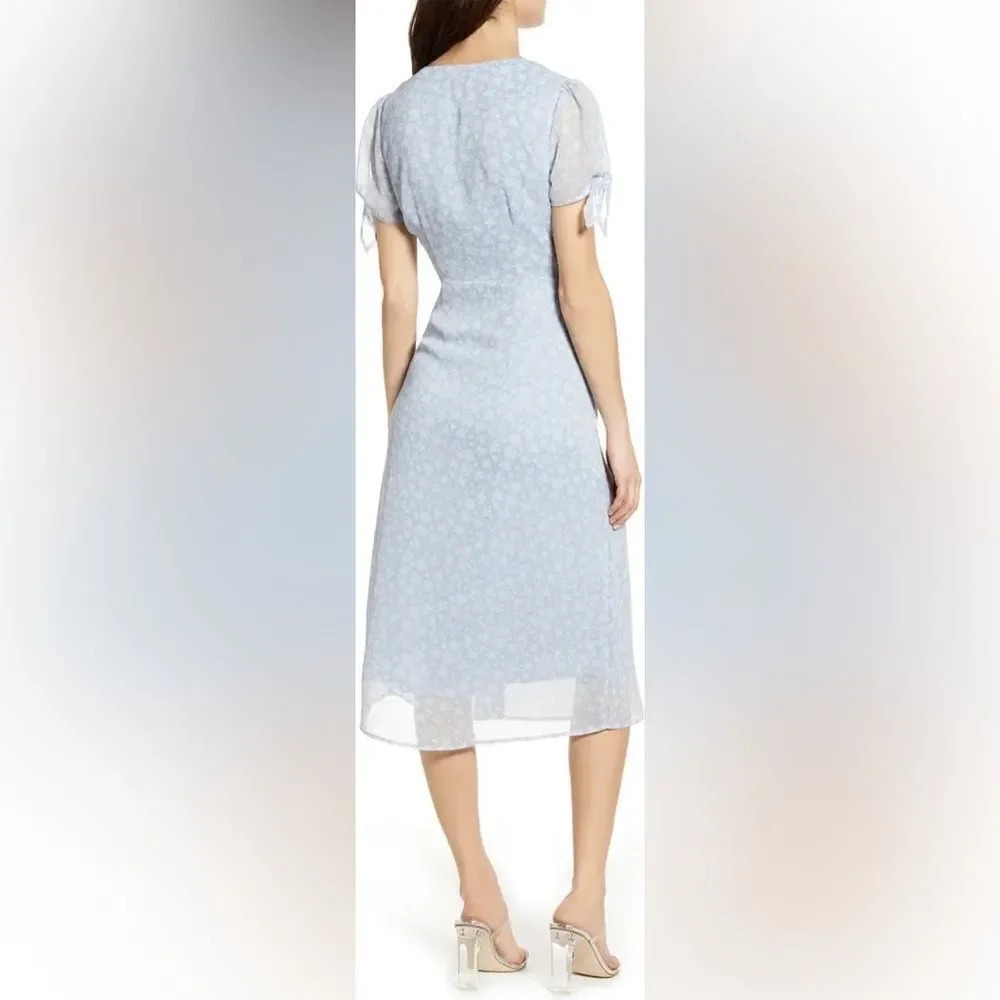 JOA Button Front Crepe Midi Dress - Picture 2 of 13